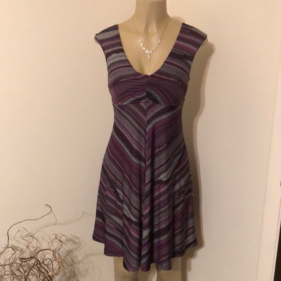 Forever 21 Dresses & Skirts - Purple and gray dress